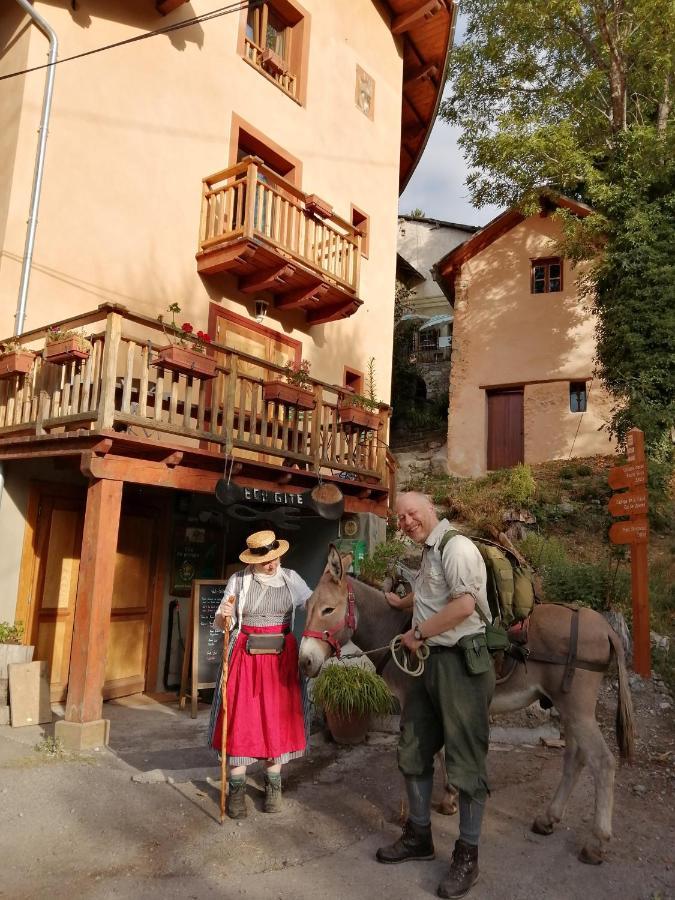 Eco-Hotel Et Yourtes Du Mercantour غيوم المظهر الخارجي الصورة