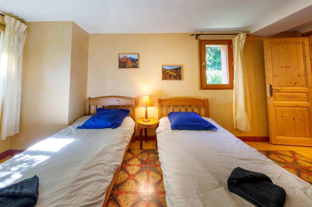 Eco-Hotel Et Yourtes Du Mercantour غيوم المظهر الخارجي الصورة