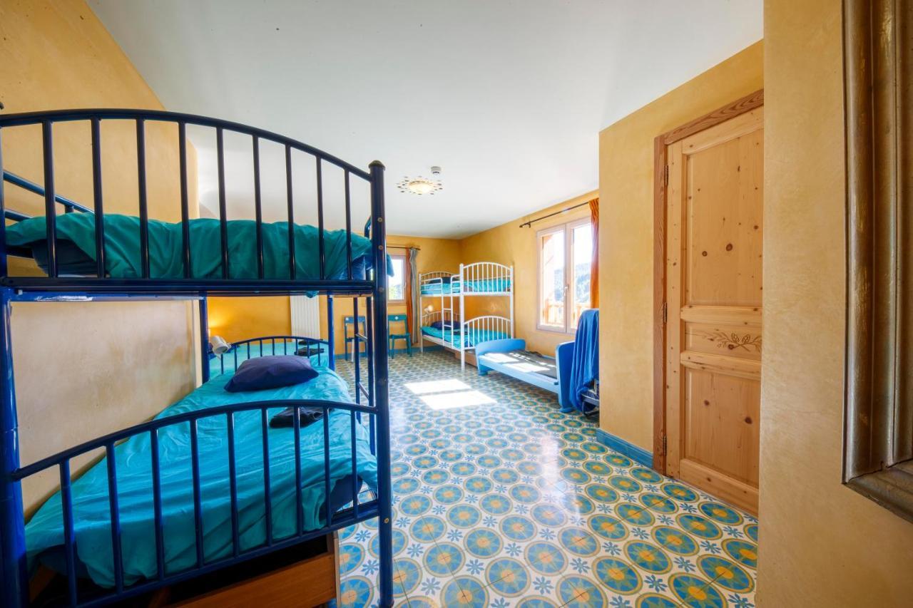 Eco-Hotel Et Yourtes Du Mercantour غيوم المظهر الخارجي الصورة
